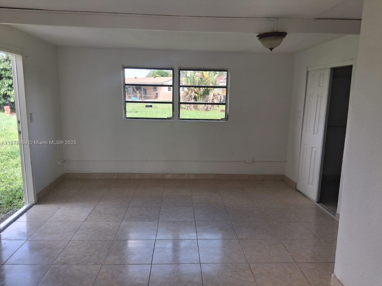 LIBERTY HOMES ESTATES SEC - Residential Lease