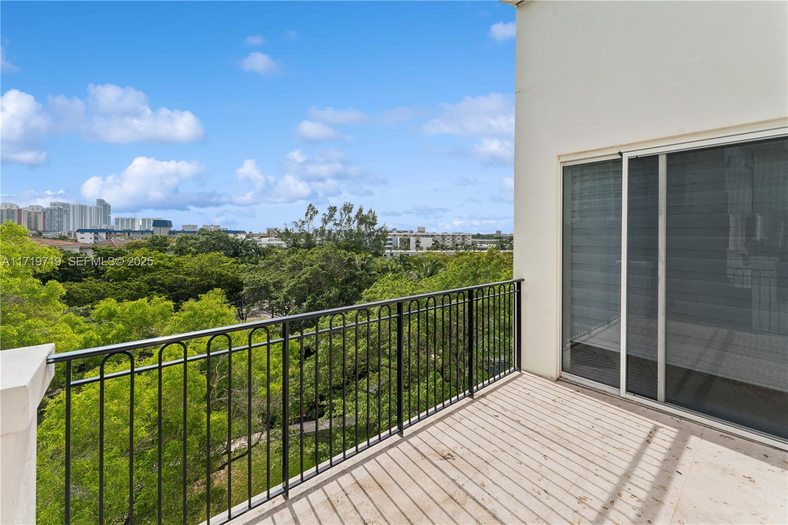 MEDITERRANEAN VILLAGE CON - Residential