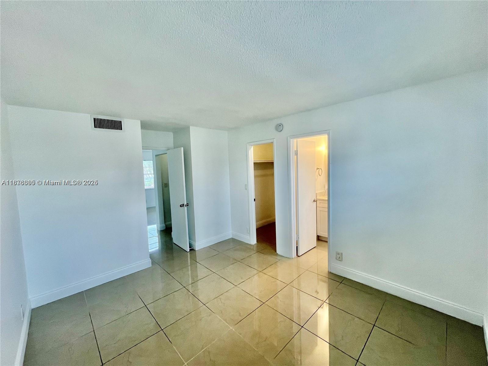 241 SE 9th Ave 207