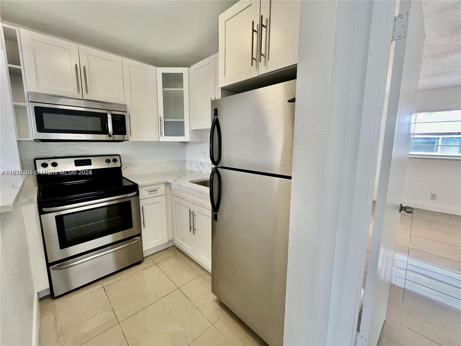 241 SE 9th Ave 207