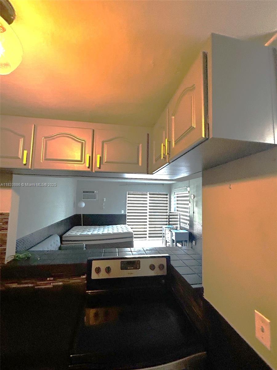 1441 Lincoln Rd 217