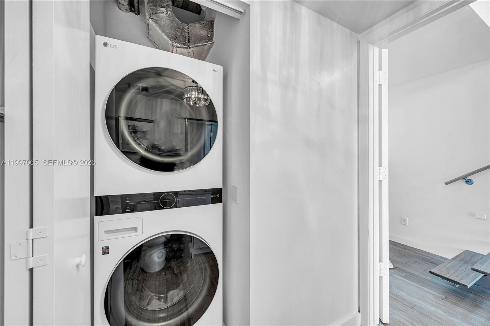 NEO VERTIKA CONDO - Residential