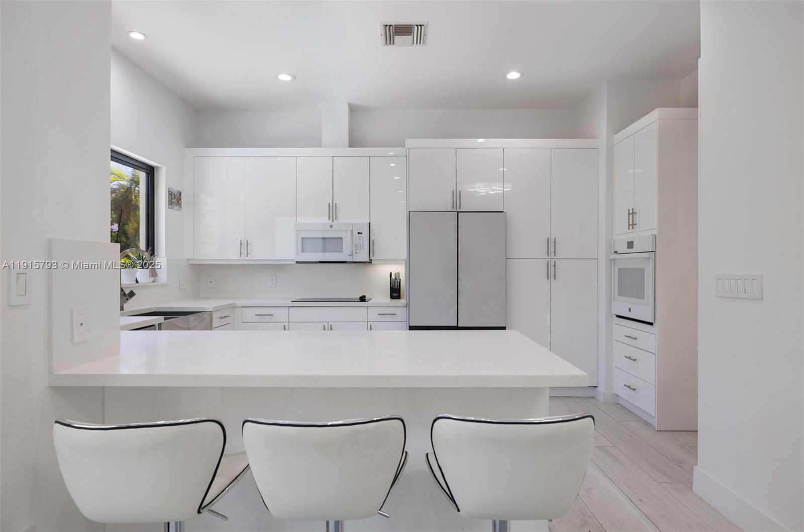 KINGS BAY SUB - Residential