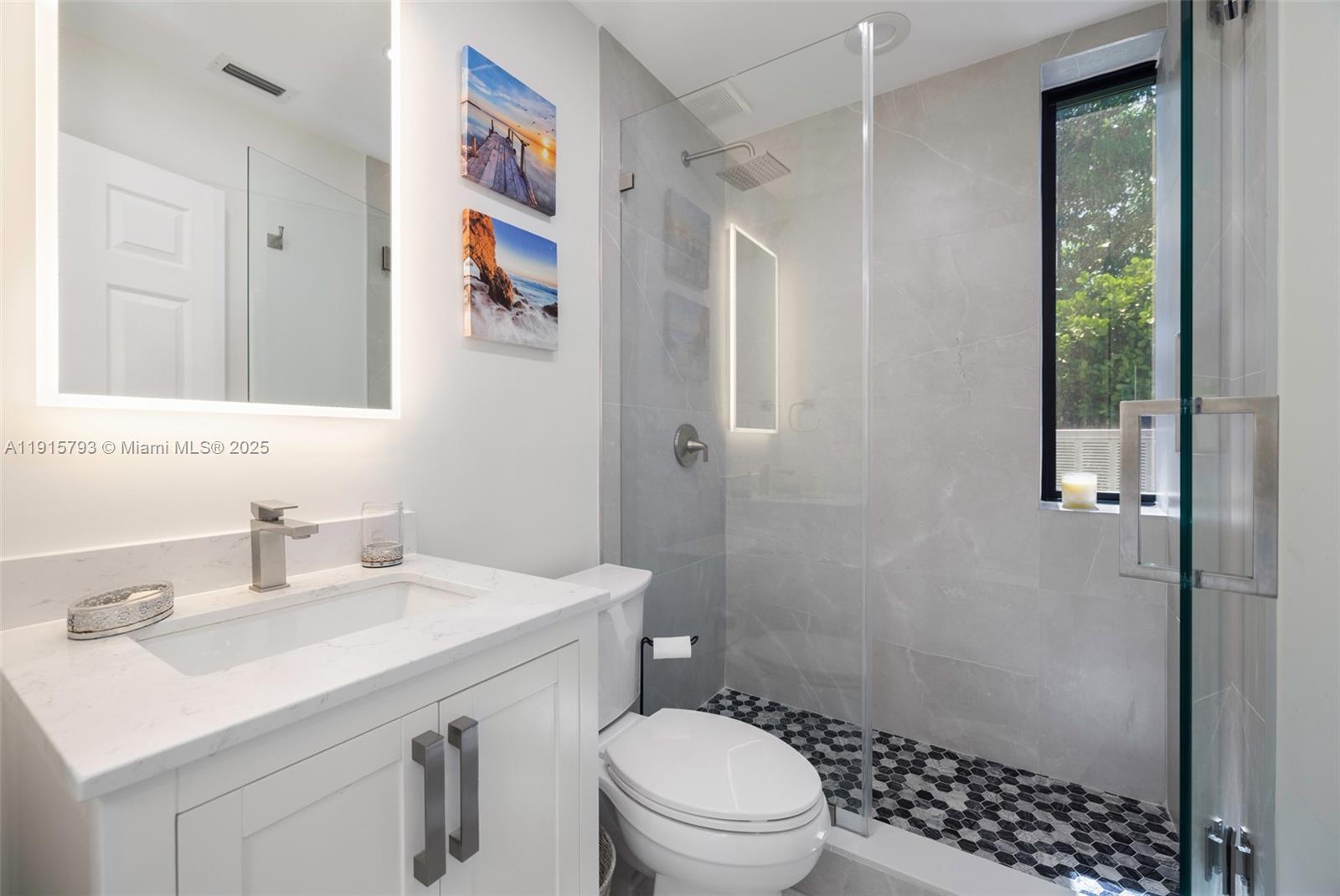 KINGS BAY SUB - Residential