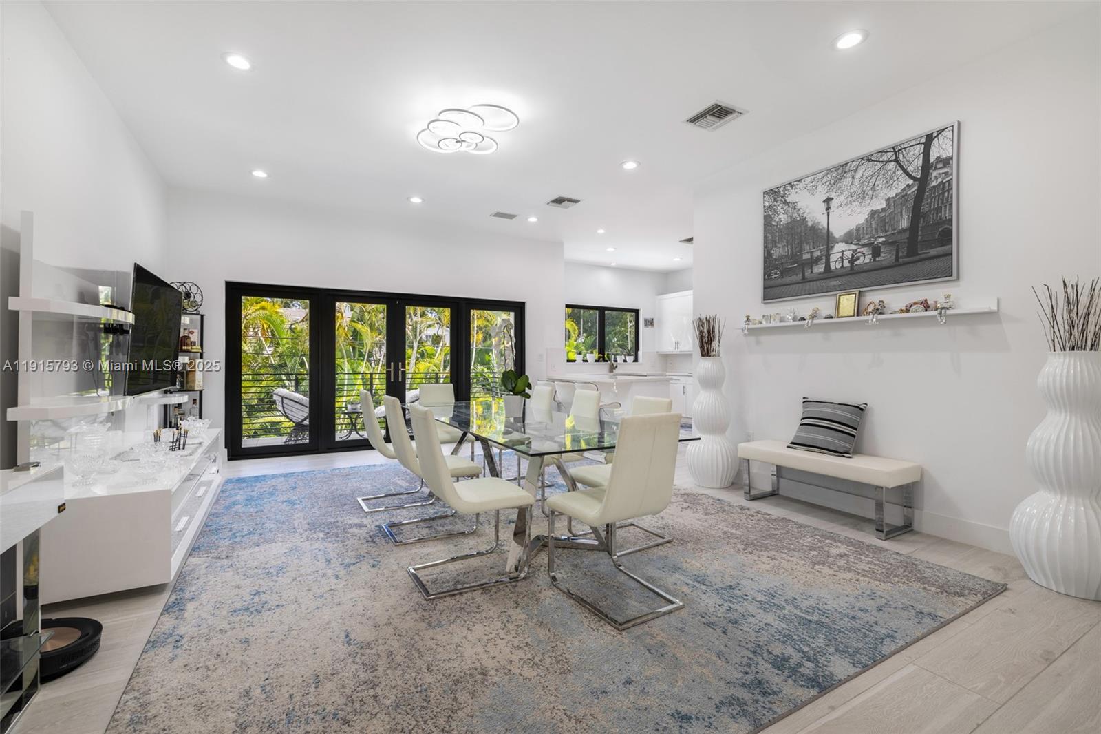 KINGS BAY SUB - Residential