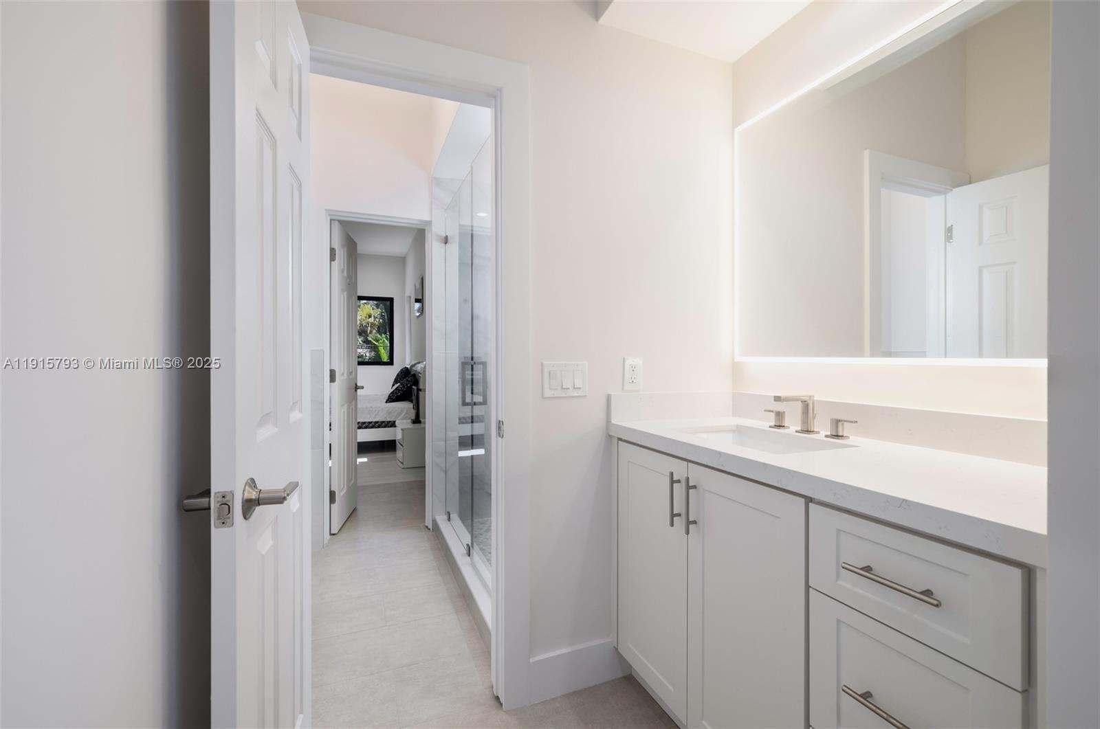 KINGS BAY SUB - Residential