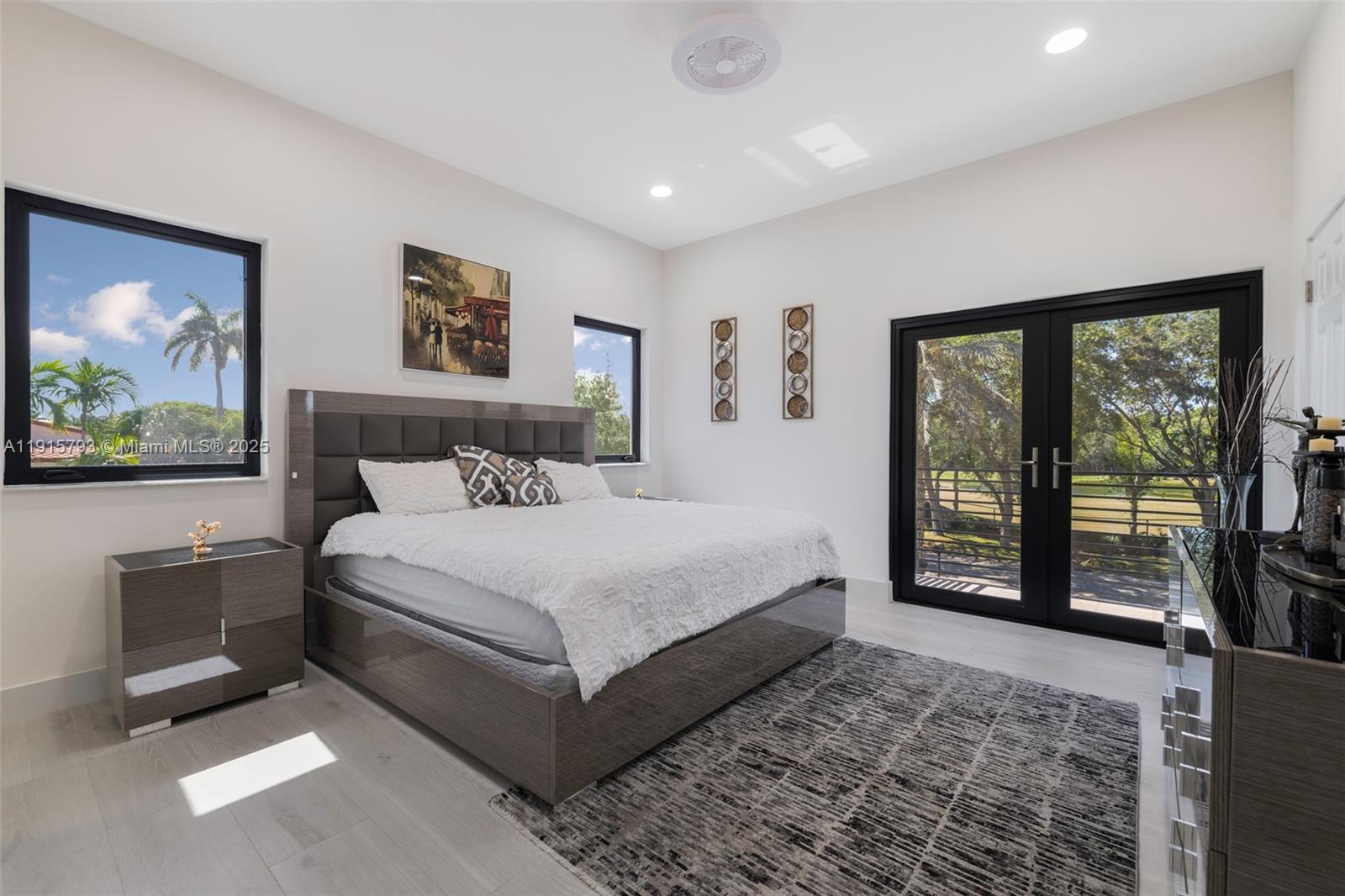 KINGS BAY SUB - Residential