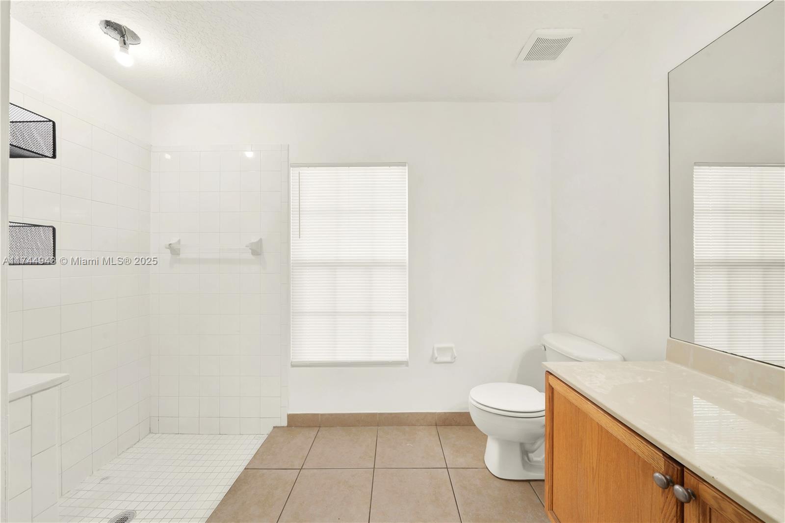 DOVE LANDING CONDO - Residential Lease