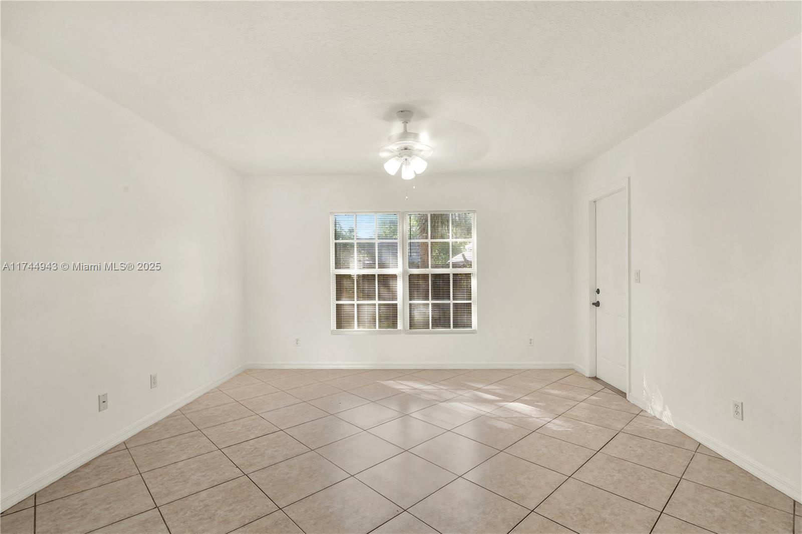 DOVE LANDING CONDO - Residential Lease