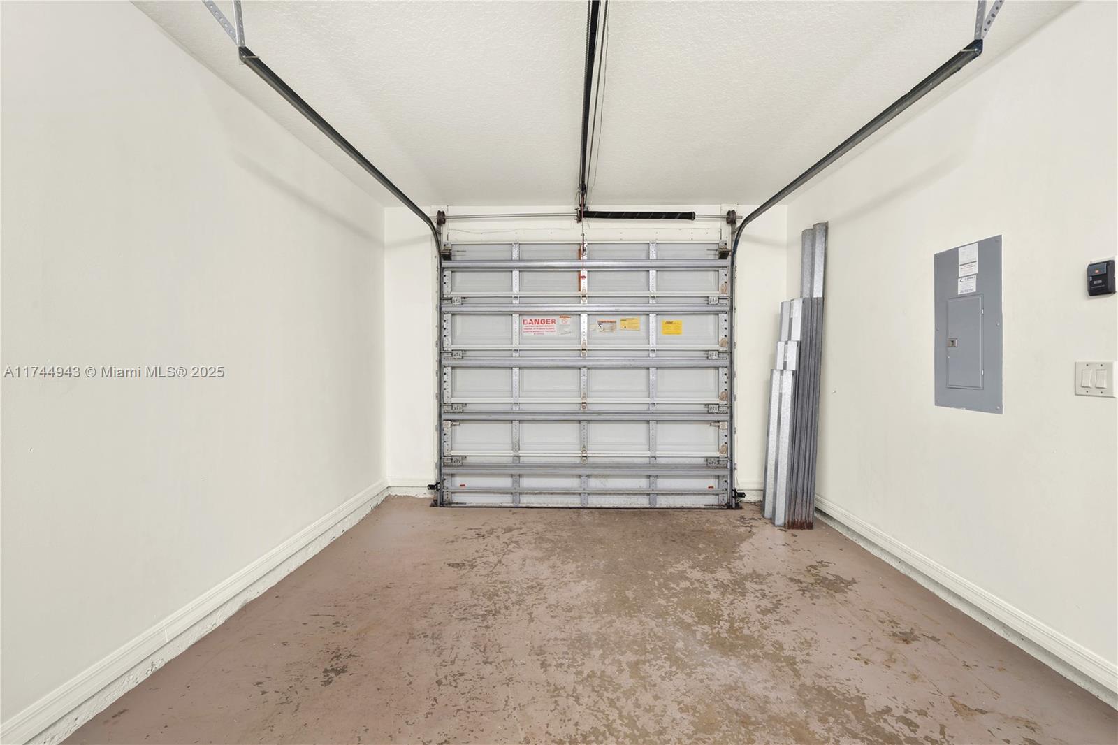 DOVE LANDING CONDO - Residential Lease