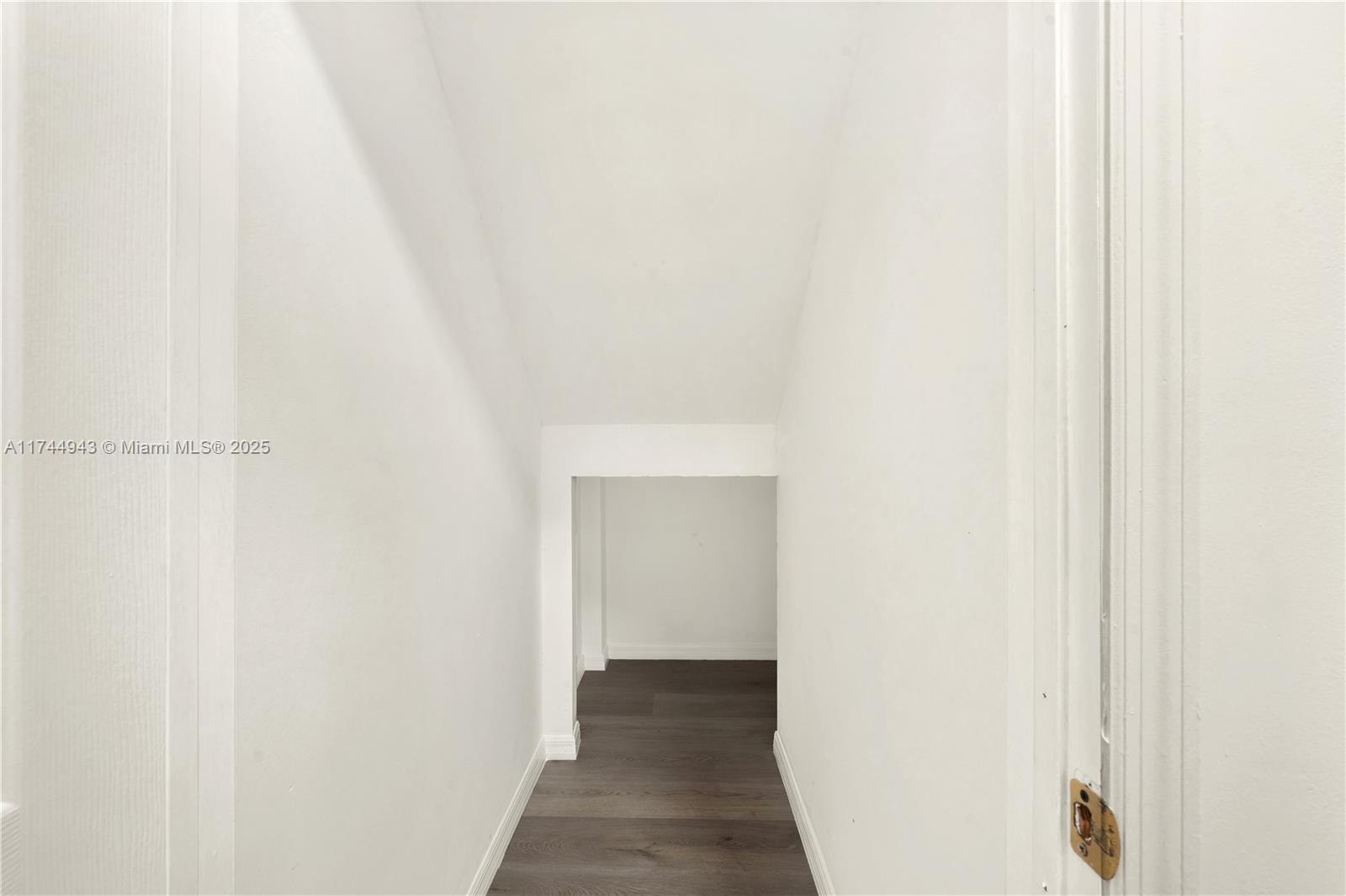 DOVE LANDING CONDO - Residential Lease