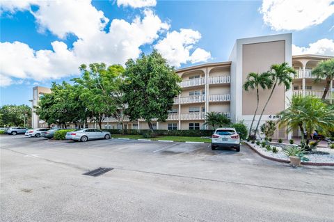 2101 Lucaya Bnd C1 Coconut Creek FL 33066