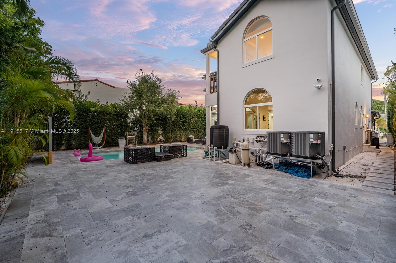 LA GORCE GOLF SUB - Residential