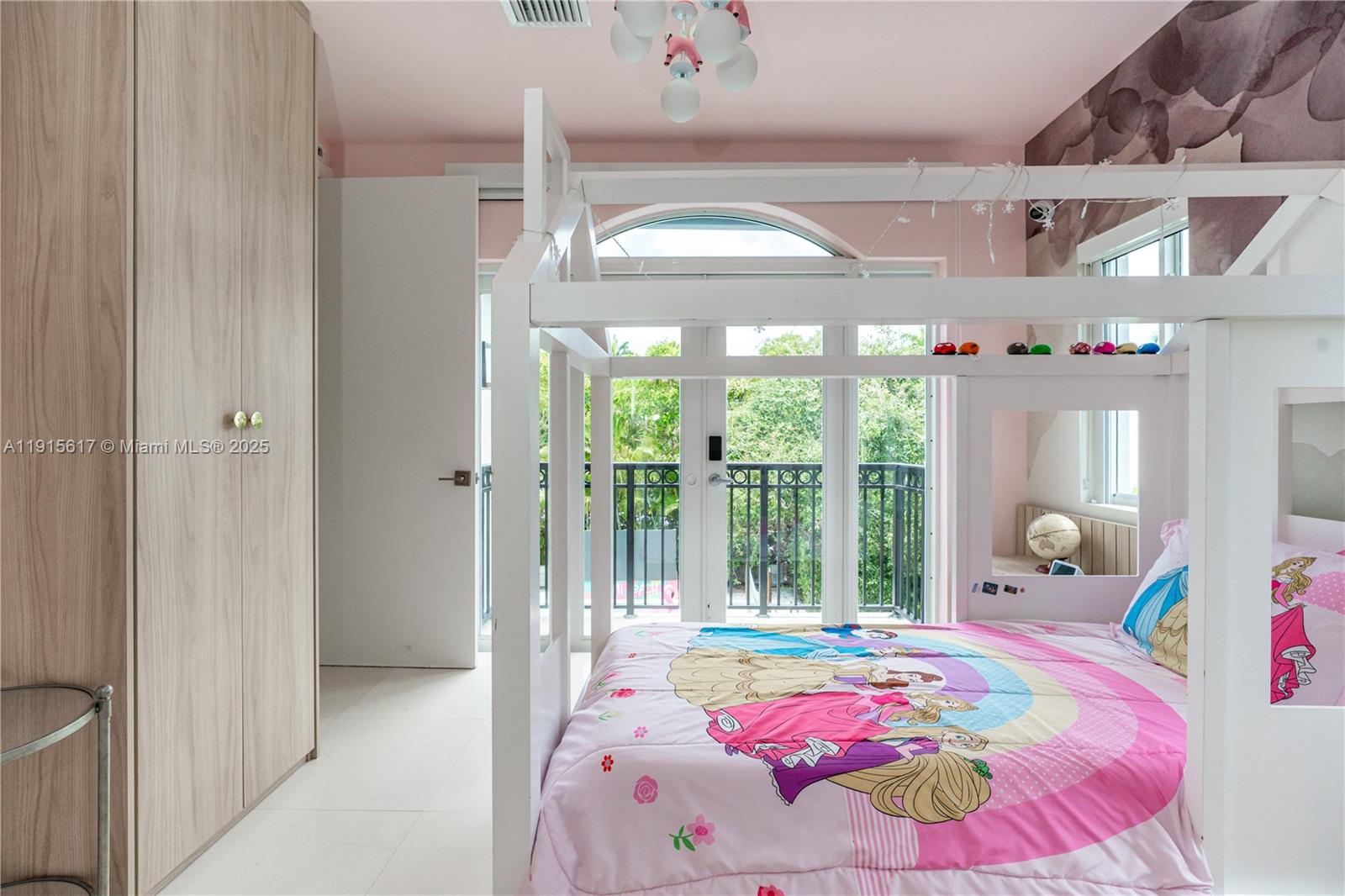 LA GORCE GOLF SUB - Residential