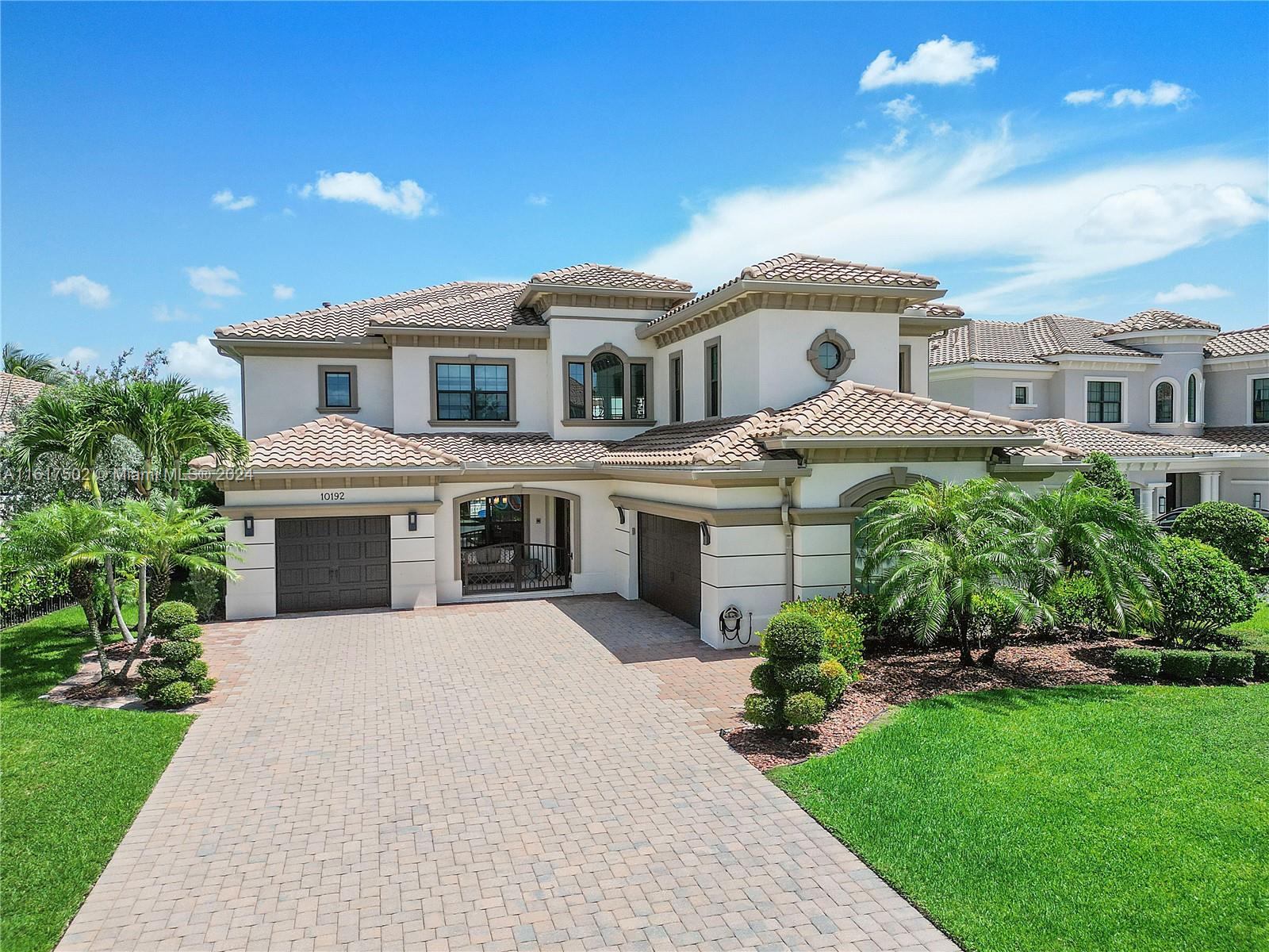 Amazing 5 Bed 4.5 Bath Pool Home On Lakefront In Most Desirable Parkland Golf & Country Club! Large Open Layout With Porcelain Tile Floors Throughout Common Areas. Stone Backdrop Wall In Living Room W/ High Ceilings & View Of The Pool. Under Stairs Library Or Wine Cellar. Formal Dining With Recessed Lighting Drop Ceiling. Modern Kitchen W/ White Wood Shaker Cabinets W/ Soft Close, Quartz Countertops, Quartz Waterfall Kitchen Island W/ Onyx Stone Wall & Snack Bar, Gas Stove, Double Wall Oven, Farmhouse Sink, Jenn Air SS Appliances & Pantry. Half Bath Off Of Kitchen. Office Downstairs. Impact Doors & Windows. Remote Blinds. High-End Doors Throughout. Upstairs Has A Loft/Sitting Area. Salt Water Pool & Spa, Pavers Deck & Privacy Shrubs.