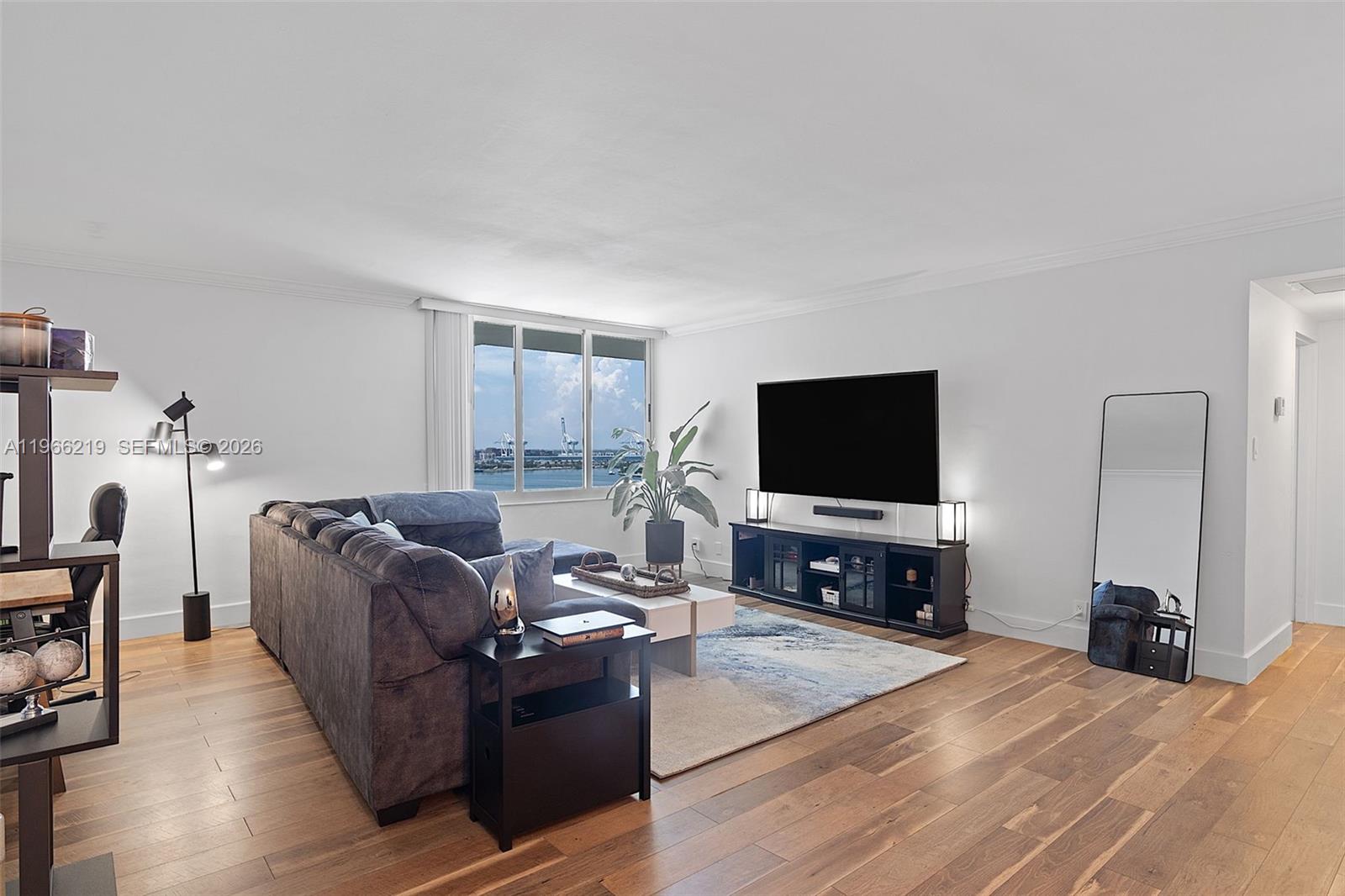 MIRADOR 1200 CONDO - Residential