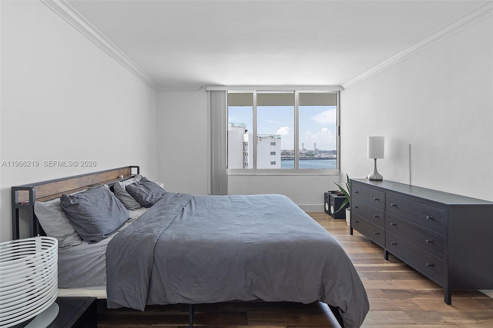 MIRADOR 1200 CONDO - Residential