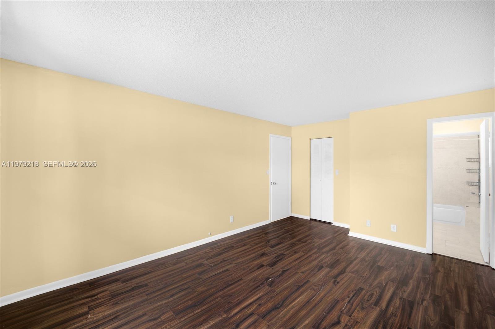 VALENCIA VILLAGE CONDO PH - Residential Lease