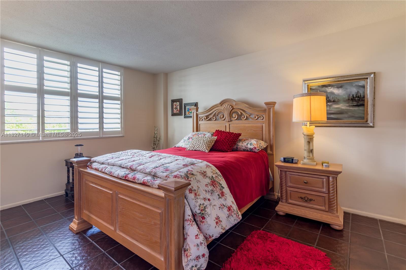 ISLAND TERRACE CONDO - Residential