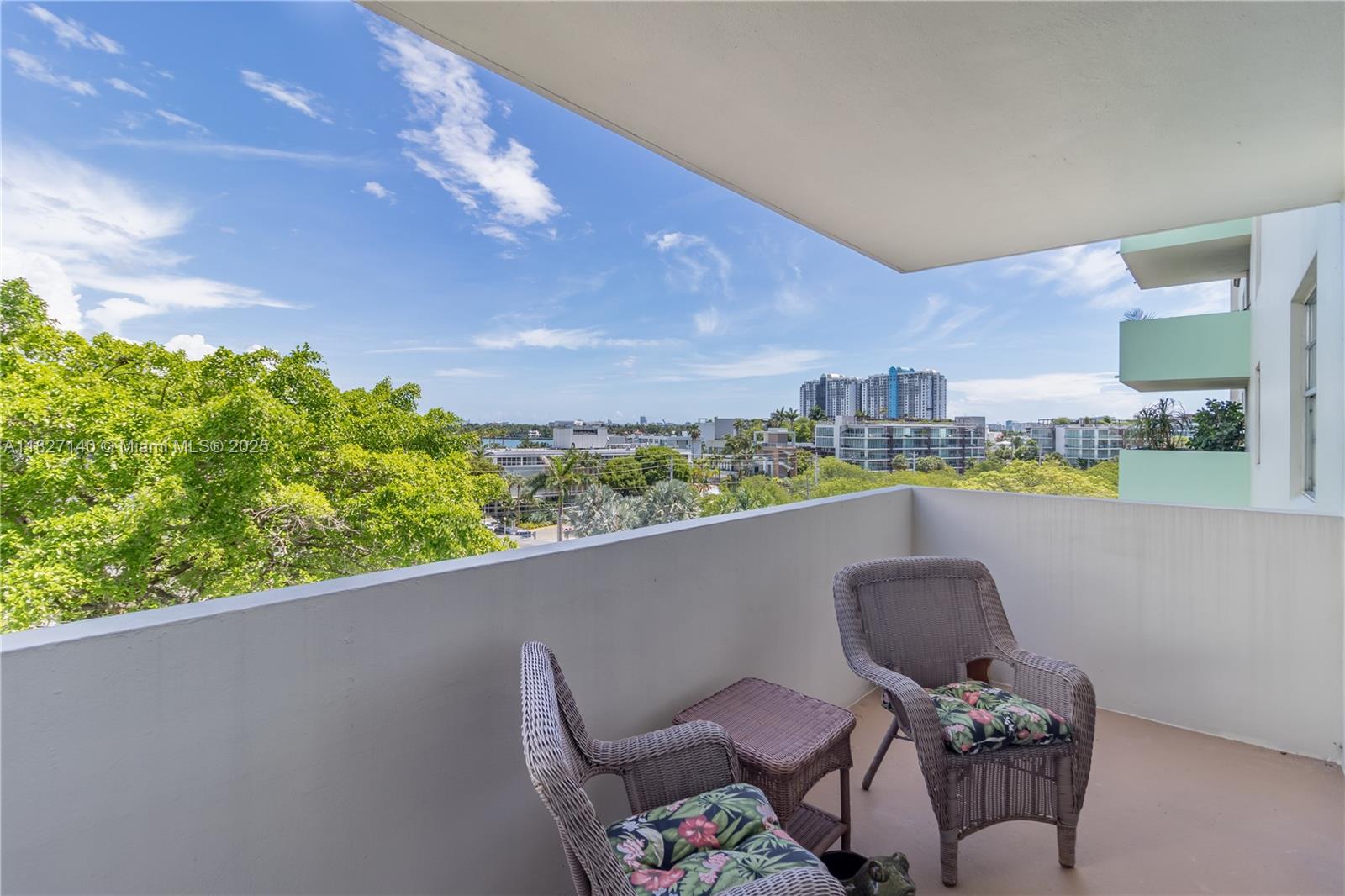 5 Island Ave 6A