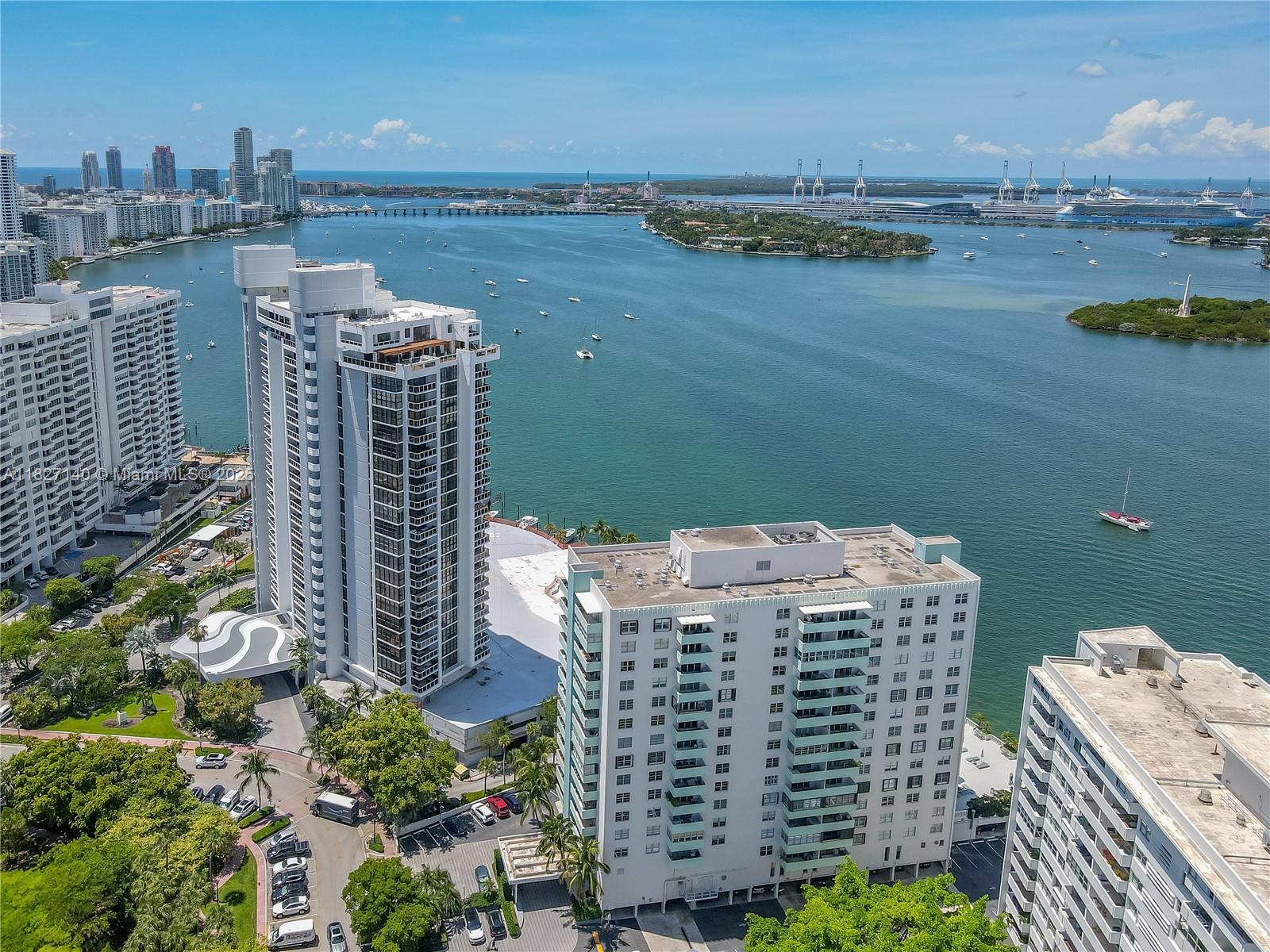 ISLAND TERRACE CONDO - Residential