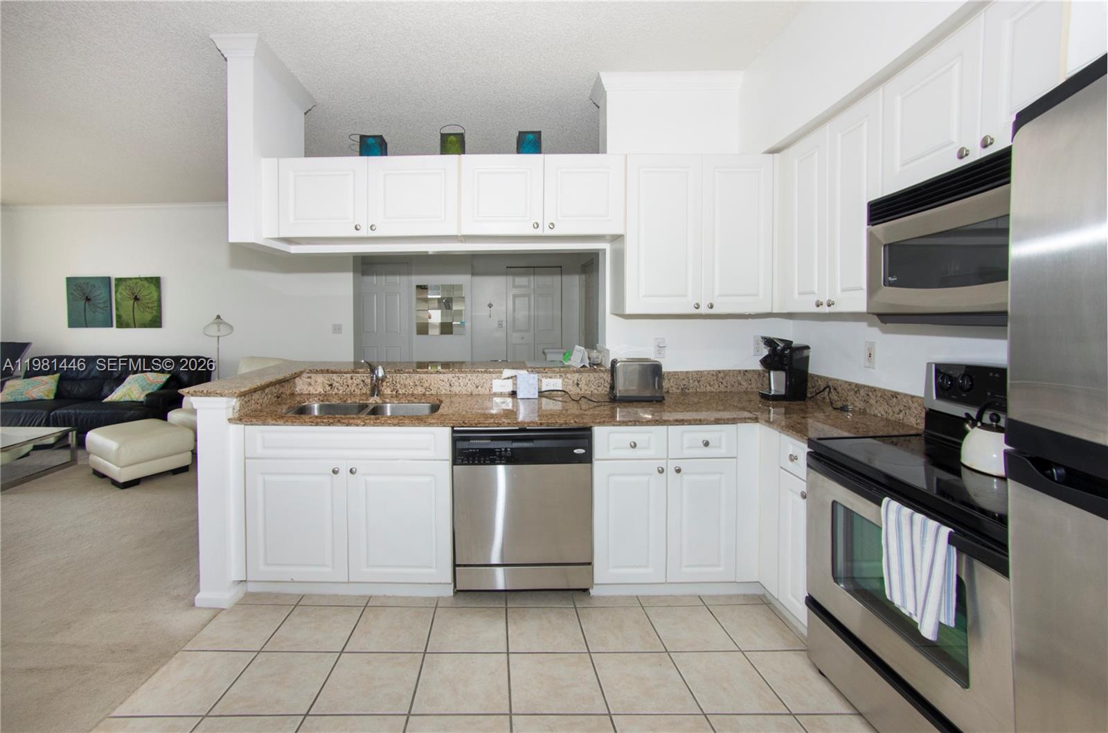 PORTO BELLAGIO CONDO - Residential Lease