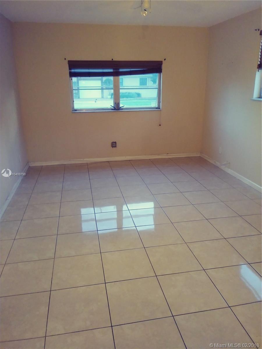 SHERIDAN HILLS SEC ONE - Residential Lease