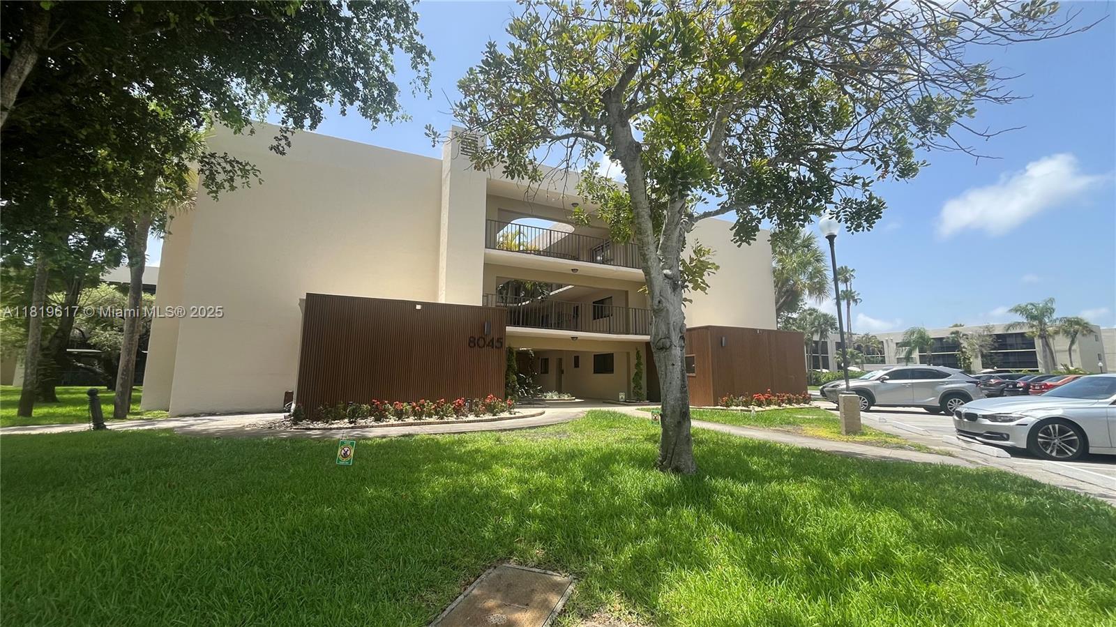 8045 Sw 107th Ave 217, Miami, Broward County, Florida - 2 Bedrooms  
2 Bathrooms - 