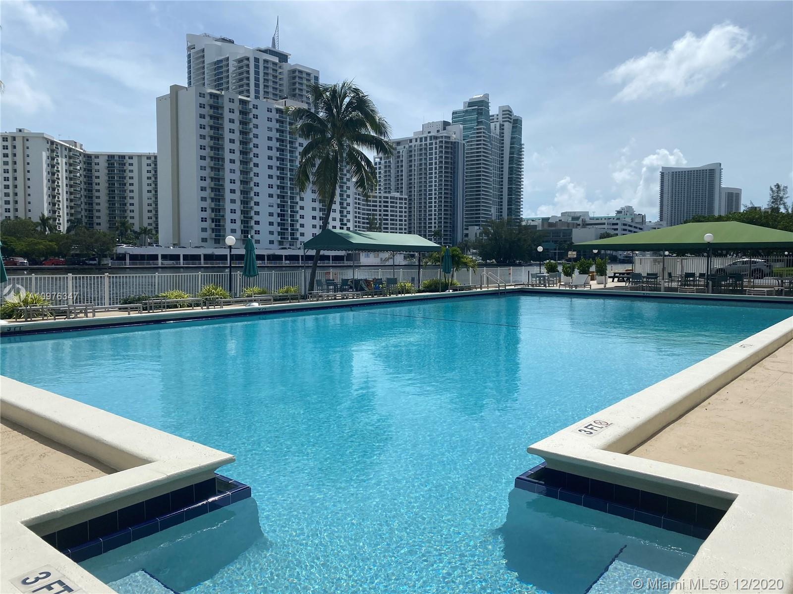 OCEANVIEW PARK CONDO - Residential Lease