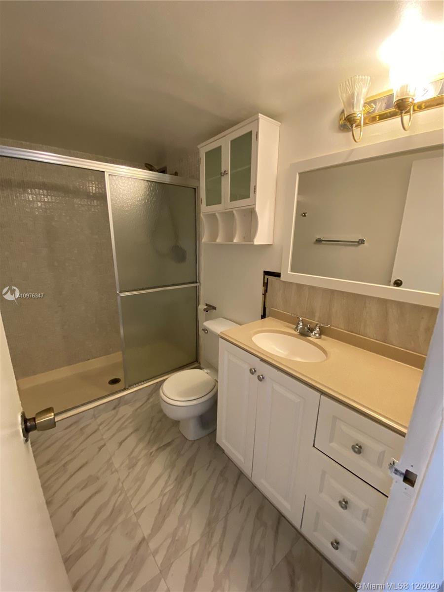 OCEANVIEW PARK CONDO - Residential Lease