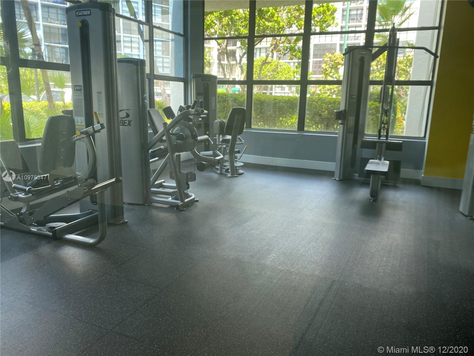 OCEANVIEW PARK CONDO - Residential Lease