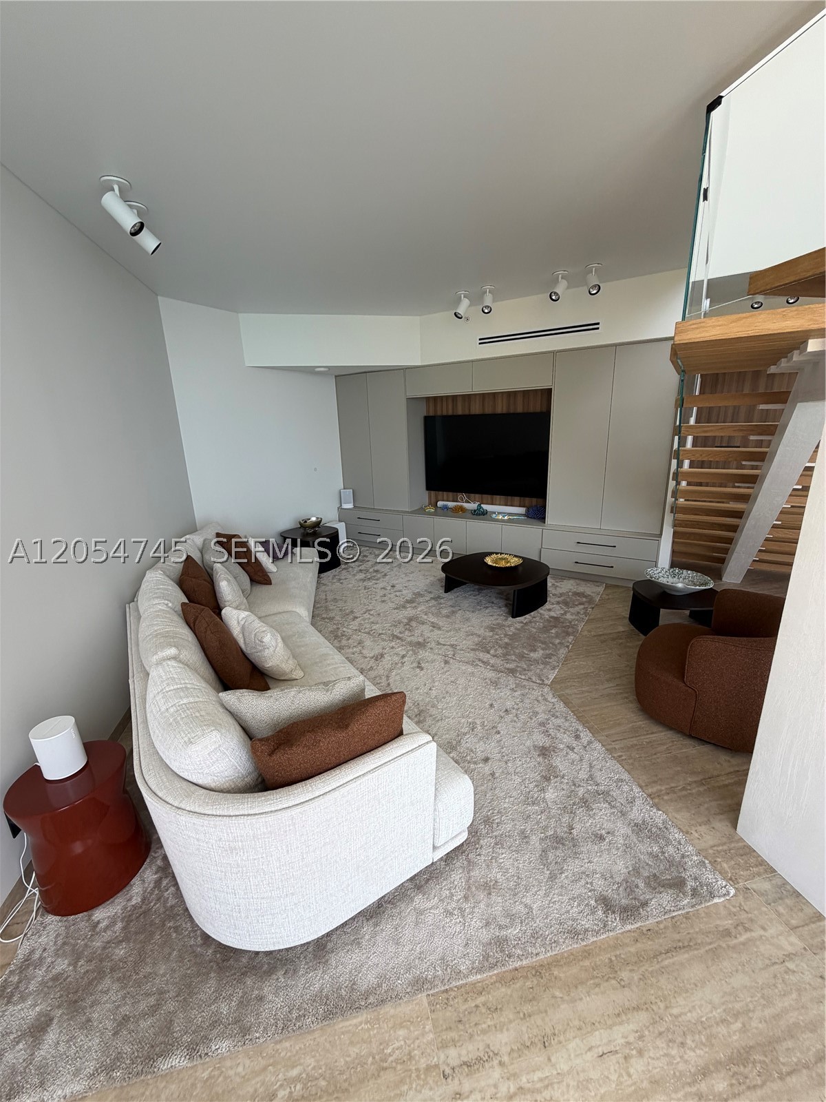 16425 Collins Ave OS18A