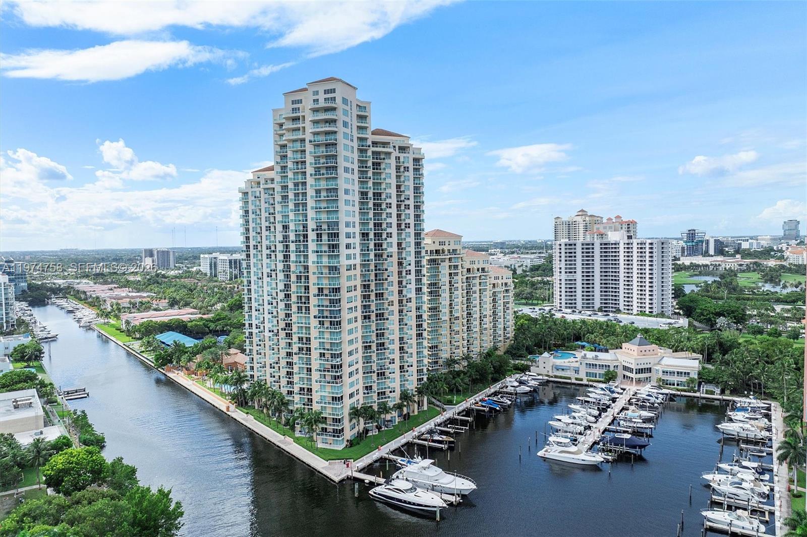 AVENTURA MARINA CONDO NUM - Residential