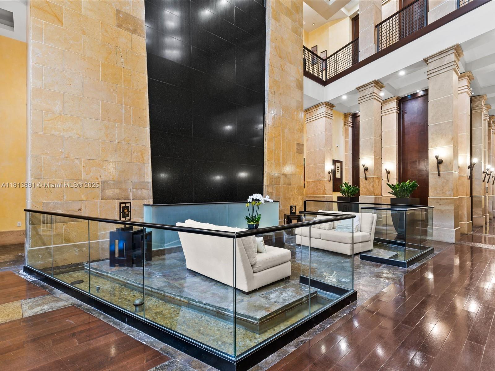 SAYAN CONDO - Residential