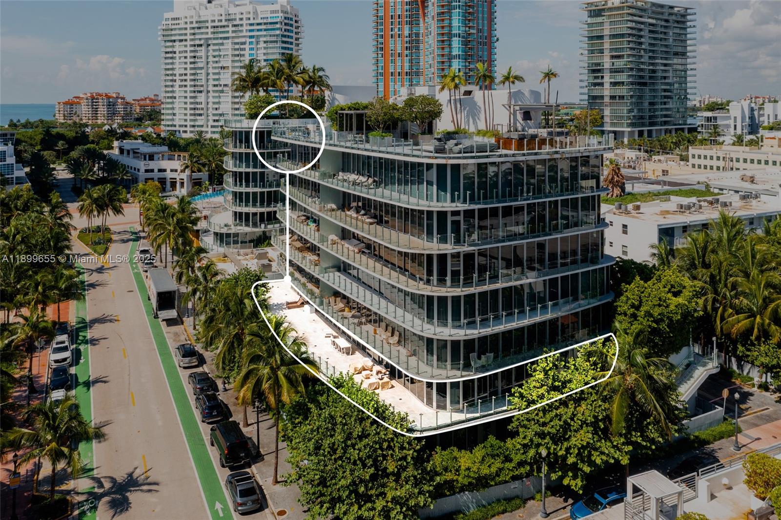ONE OCEAN CONDO - Residential
