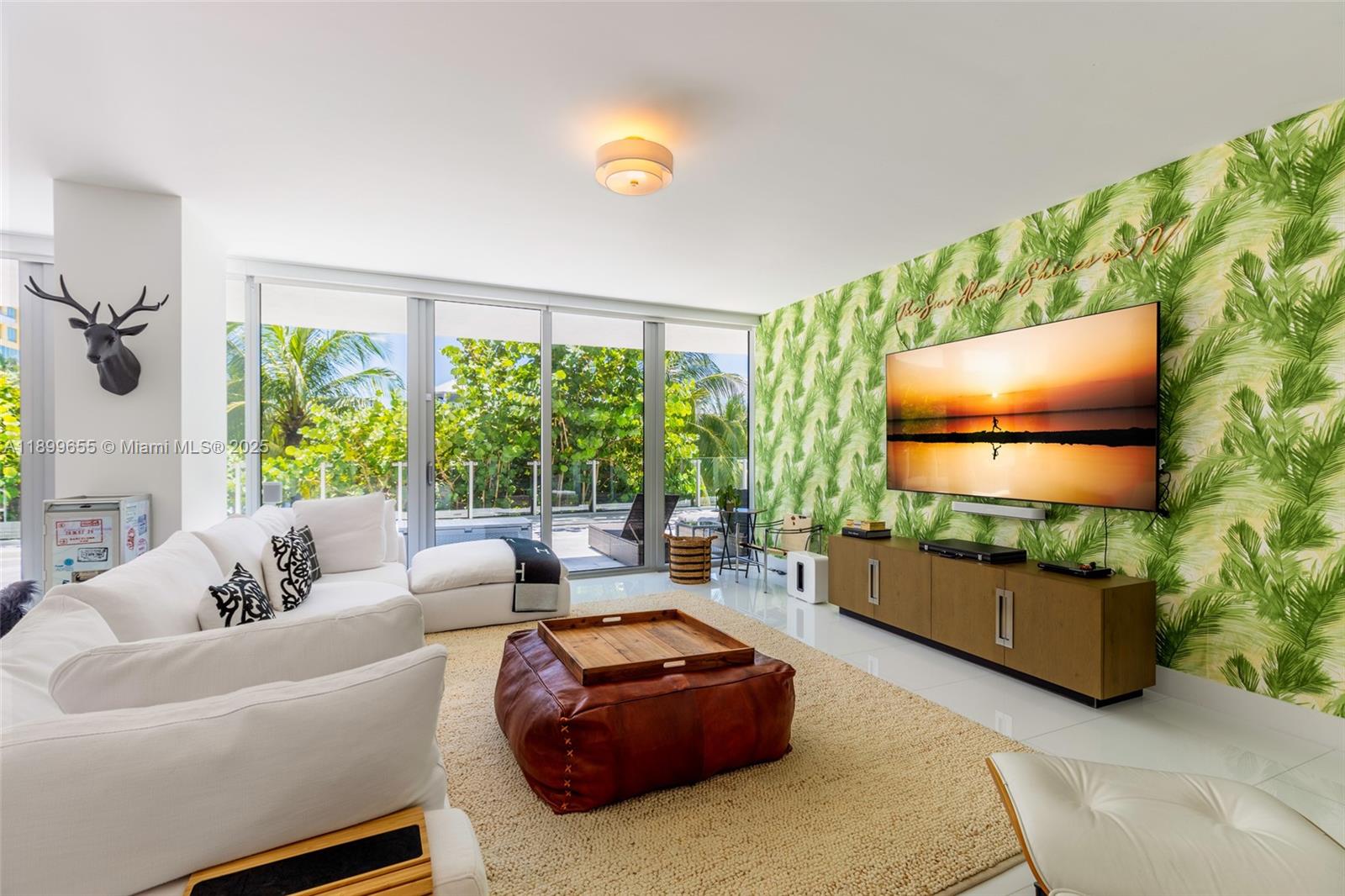 ONE OCEAN CONDO - Residential
