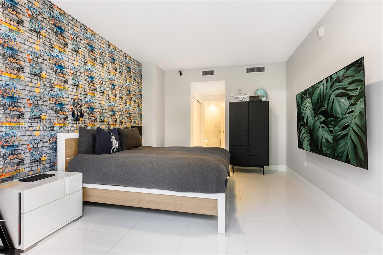 ONE OCEAN CONDO - Residential