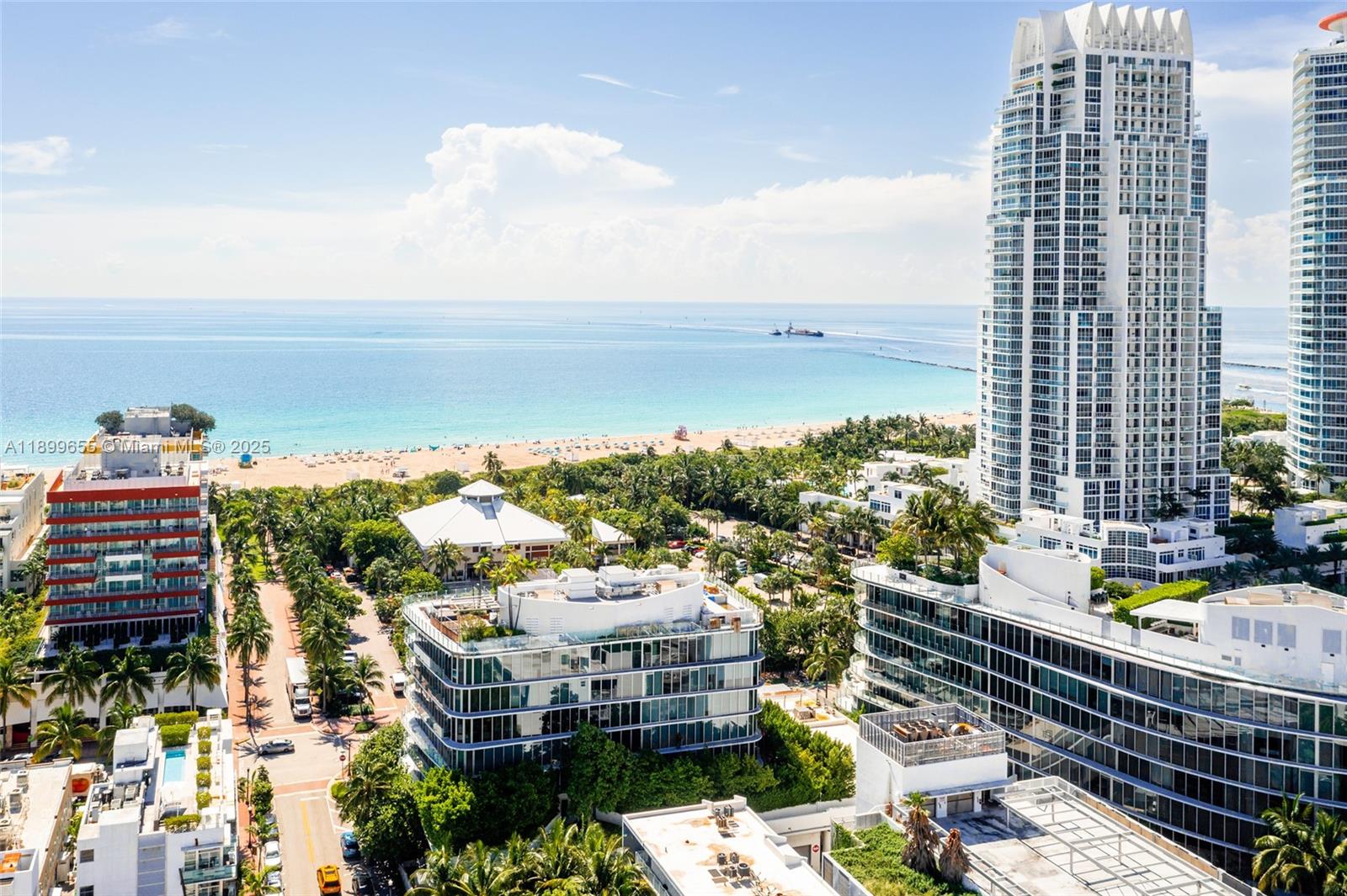 ONE OCEAN CONDO - Residential