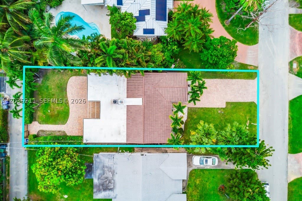 Photo of 1234 Buchanan St, Hollywood, FL 33019 (MLS # A12036211)