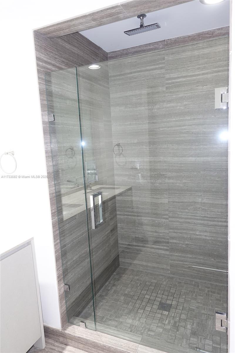 1010 BRICKELL CONDO - Residential