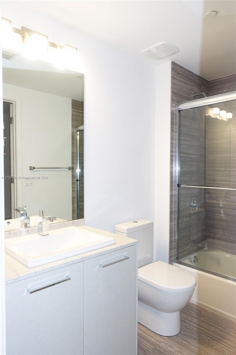 1010 BRICKELL CONDO - Residential