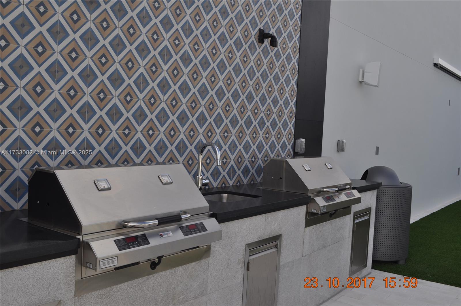 1010 BRICKELL CONDO - Residential