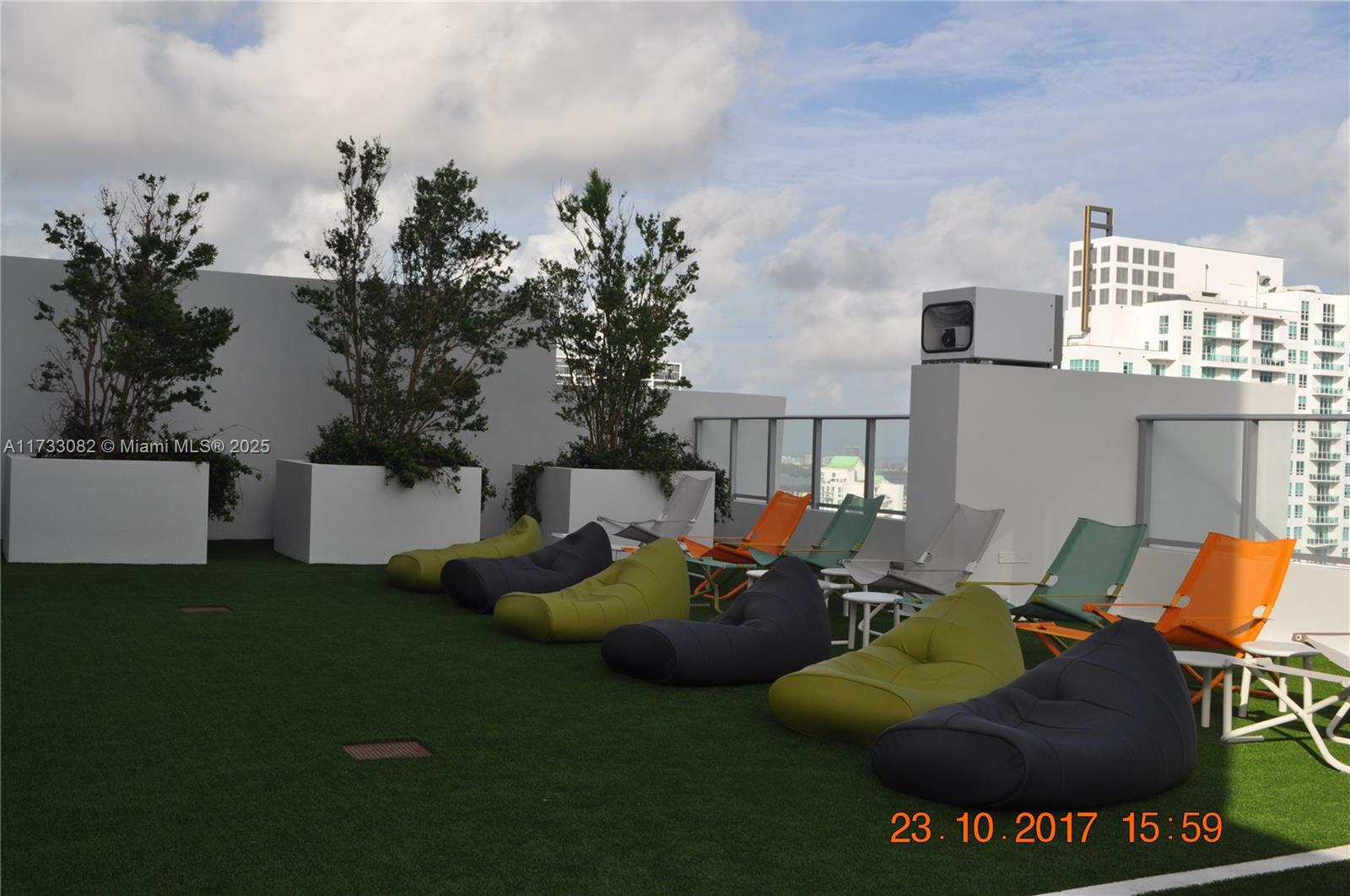 1010 BRICKELL CONDO - Residential