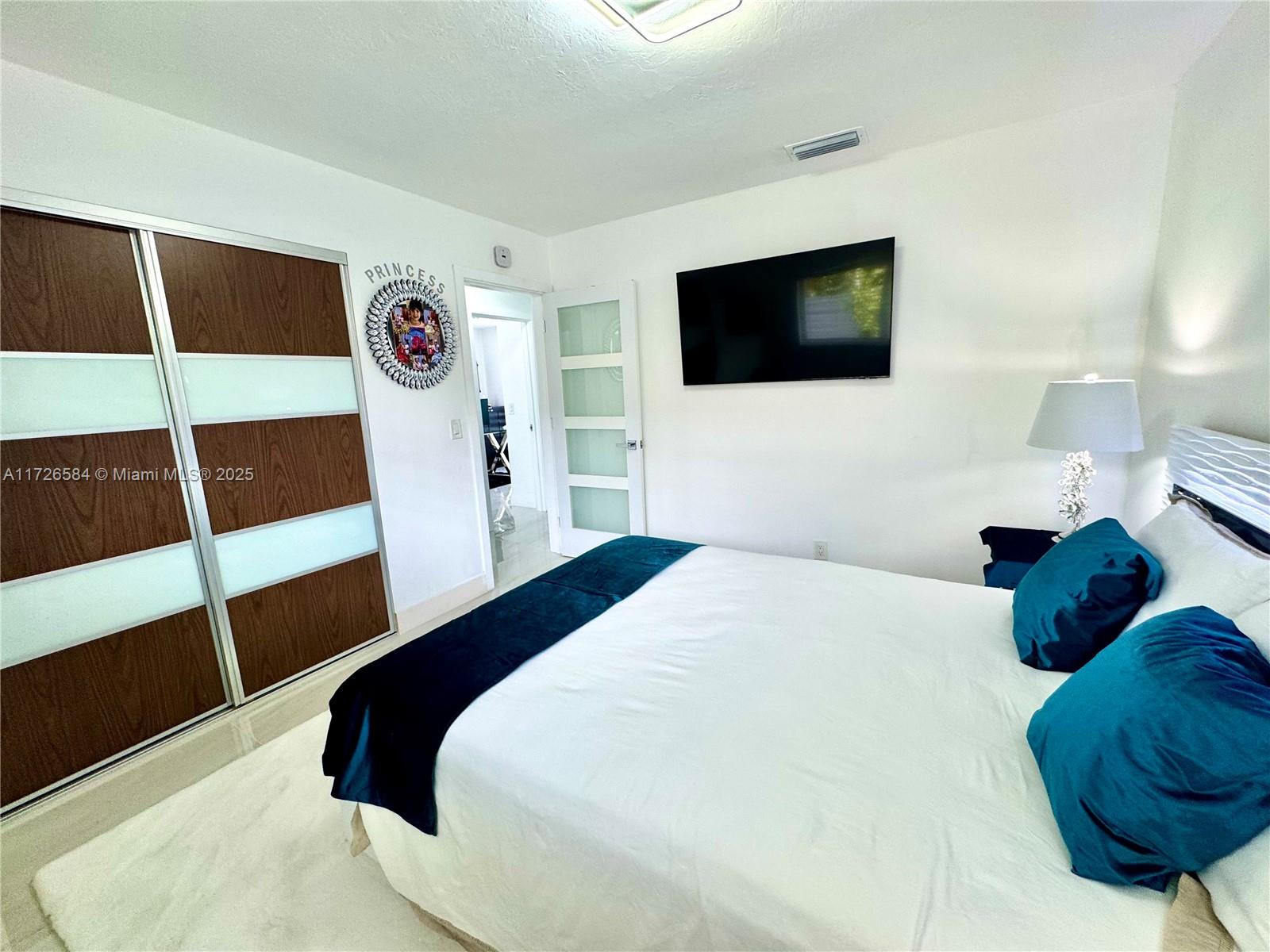 BOCA KEYS - Residential