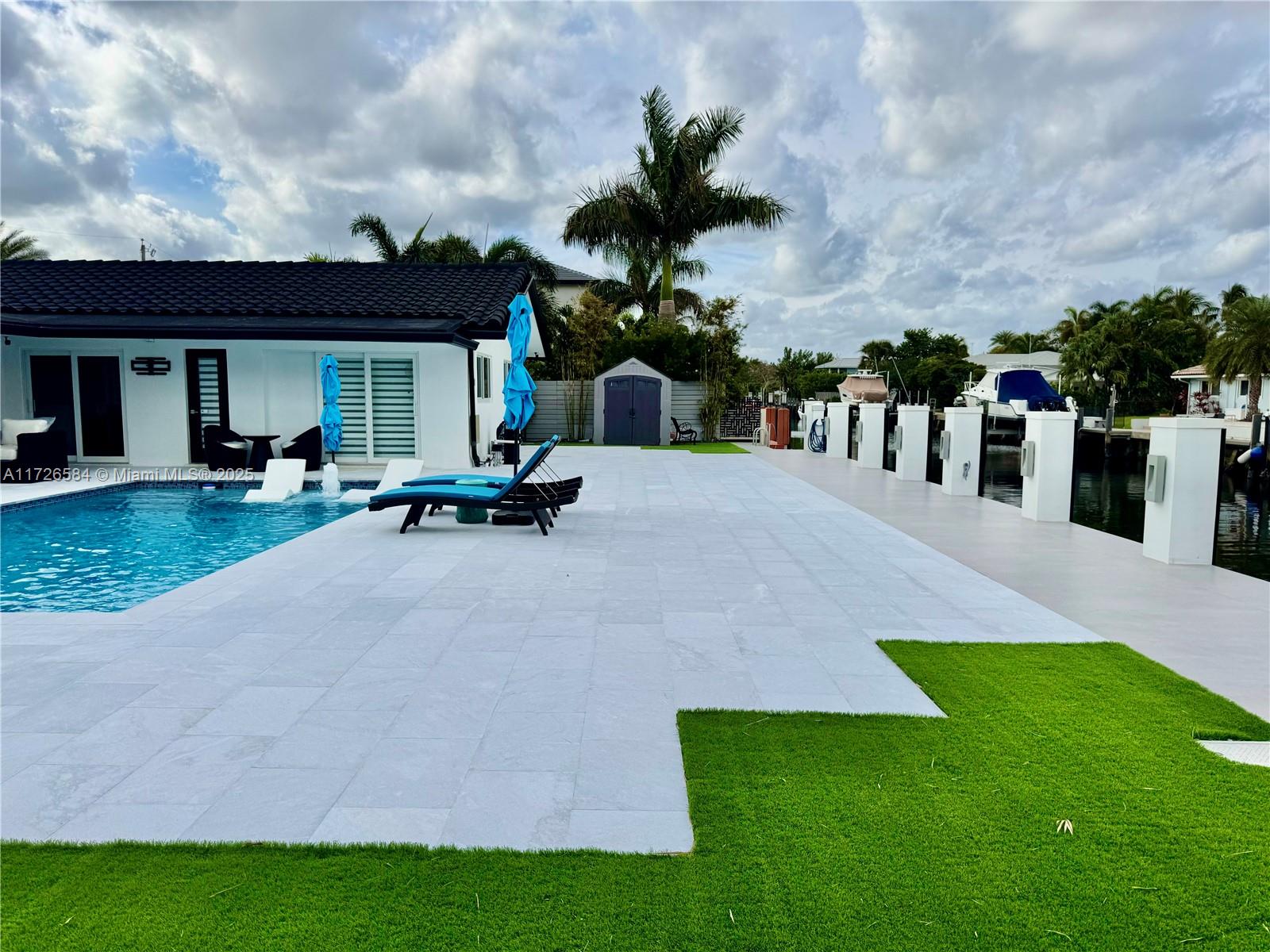 BOCA KEYS - Residential