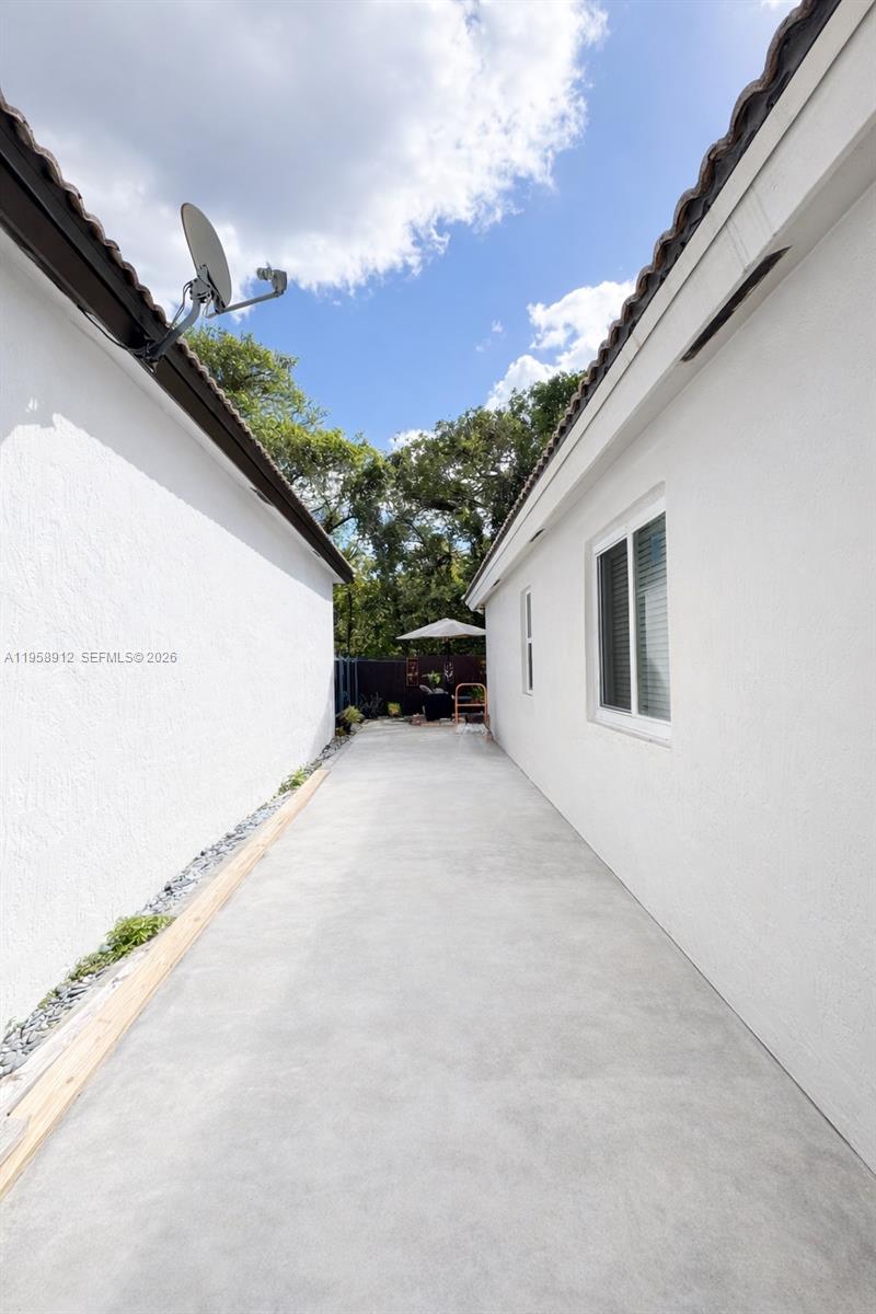 LAGO MAR WEST - Residential