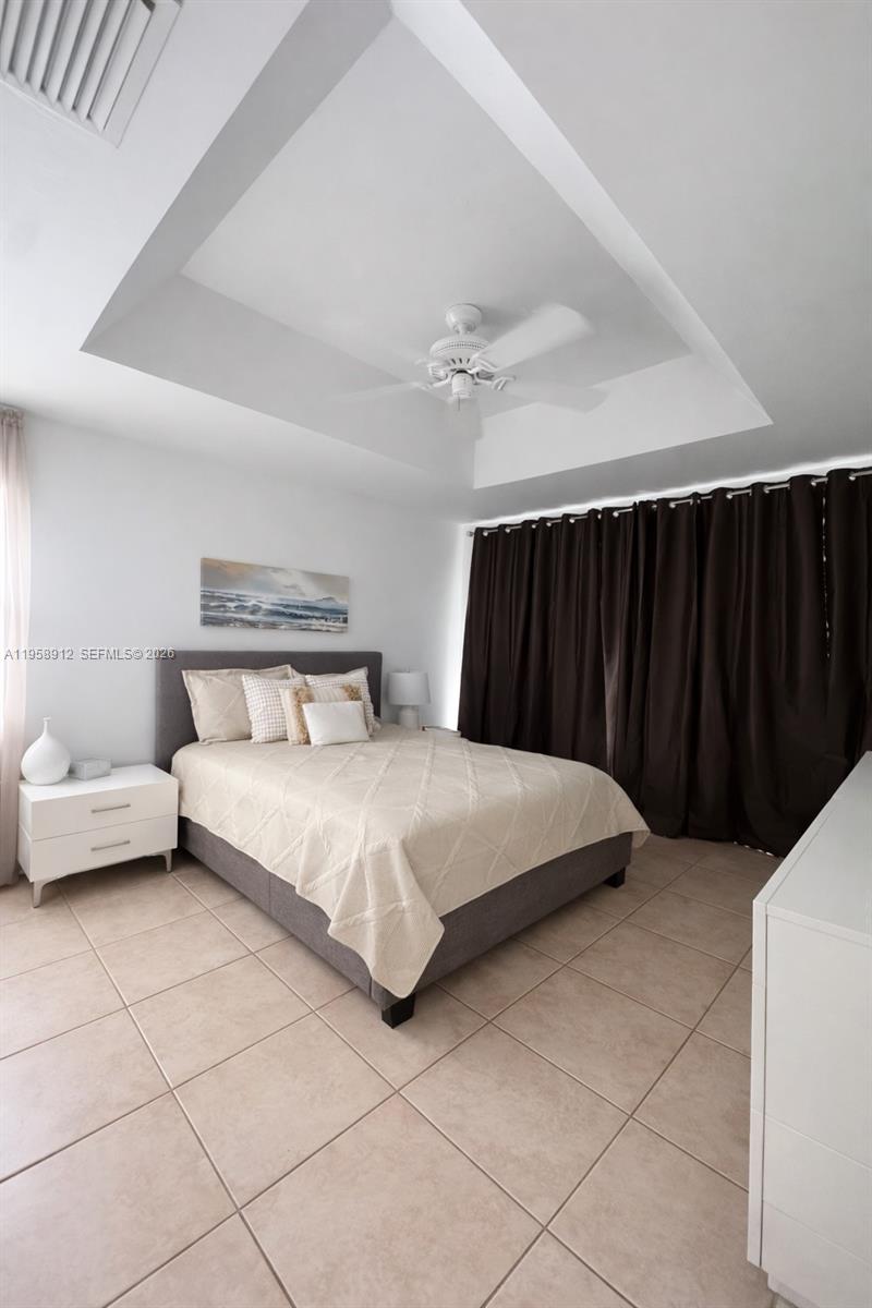 LAGO MAR WEST - Residential