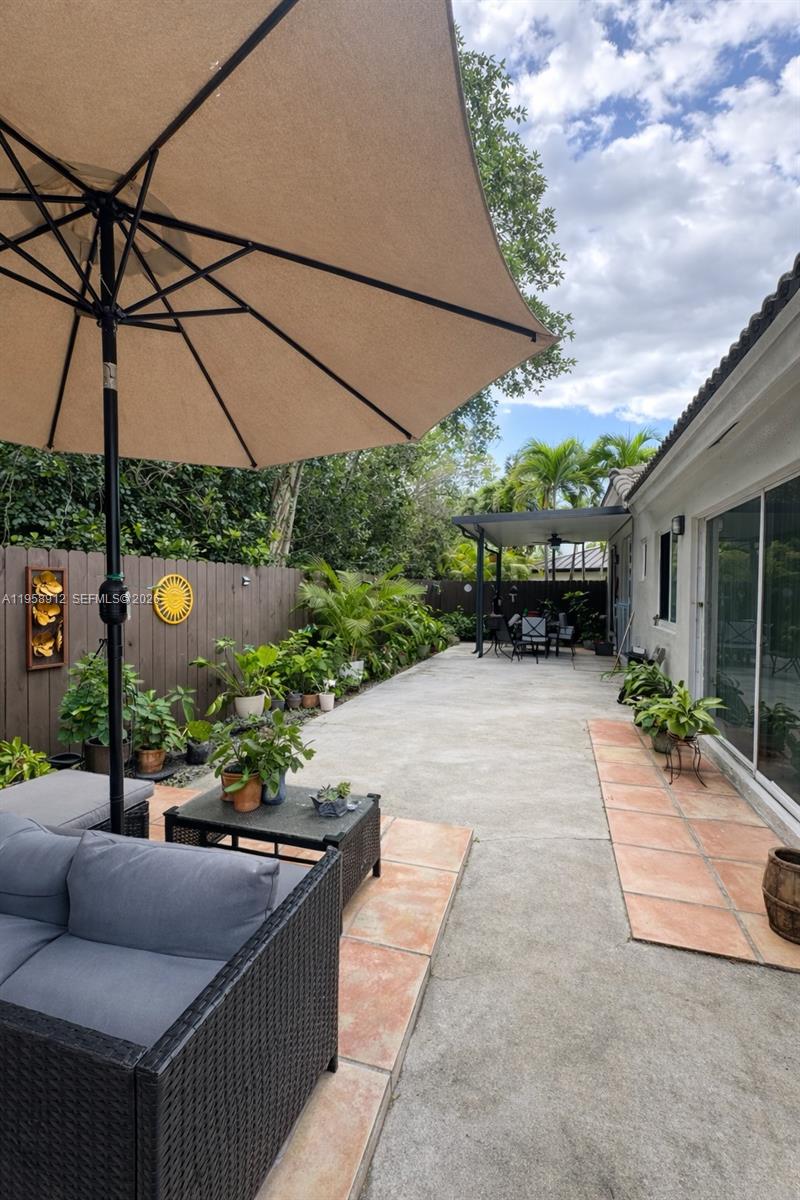 LAGO MAR WEST - Residential