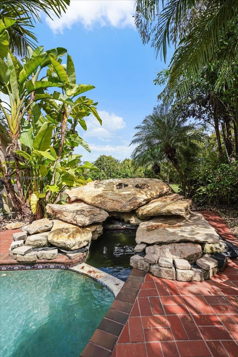 Redland - Residential