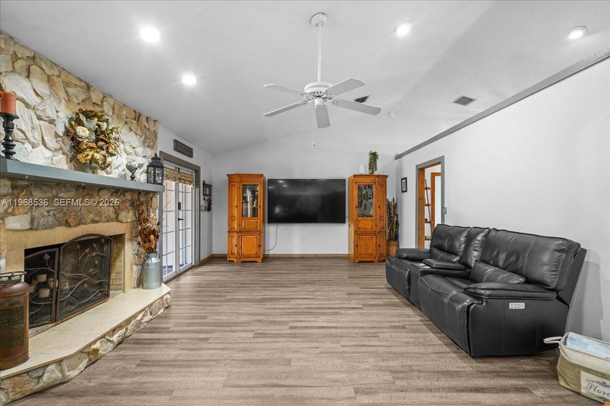 Redland - Residential